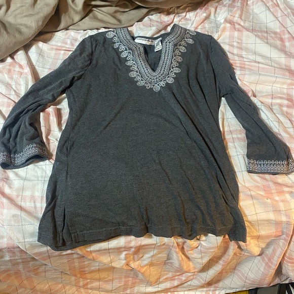Cathy Daniels Tops - Cathy Daniels Gray Tunic with Embroidered Accents